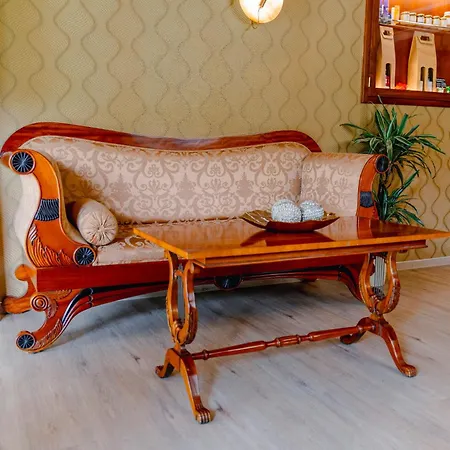 Unter Den Linden Hotel