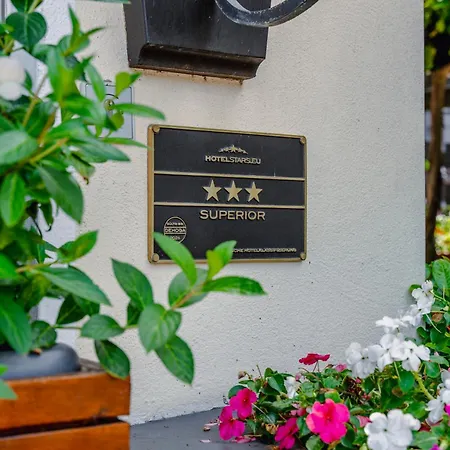 Hotel Unter Den Linden 3*