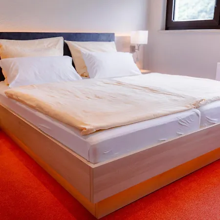 Hotel Unter Den Linden 3*