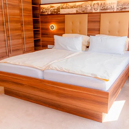 Hotel Unter Den Linden Ruedesheim am Rhein