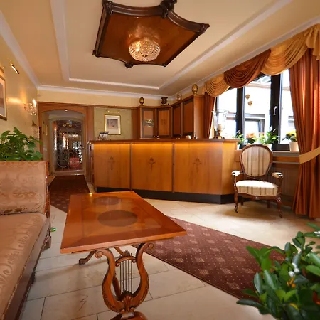 Unter Den Linden Hotel