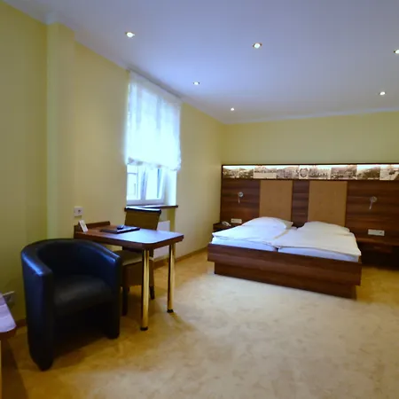 Unter Den Linden 3* روديسهايم ام رين