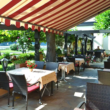 فندق Unter Den Linden 3*