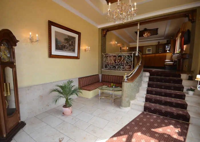 Unter Den Linden Rüdesheim am Rhein